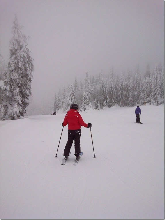 Nadine Skiing